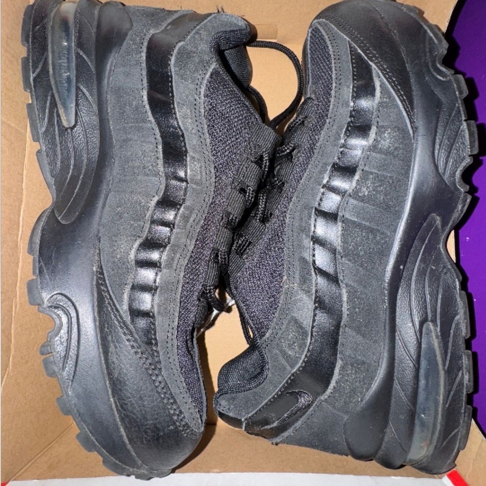 4.5Y Air Max 95 Black Suede J53